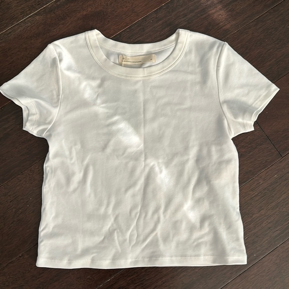 White crop tshirt - Picture 1 of 2